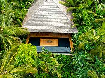 Zuri Zanzibar: Yogadeck