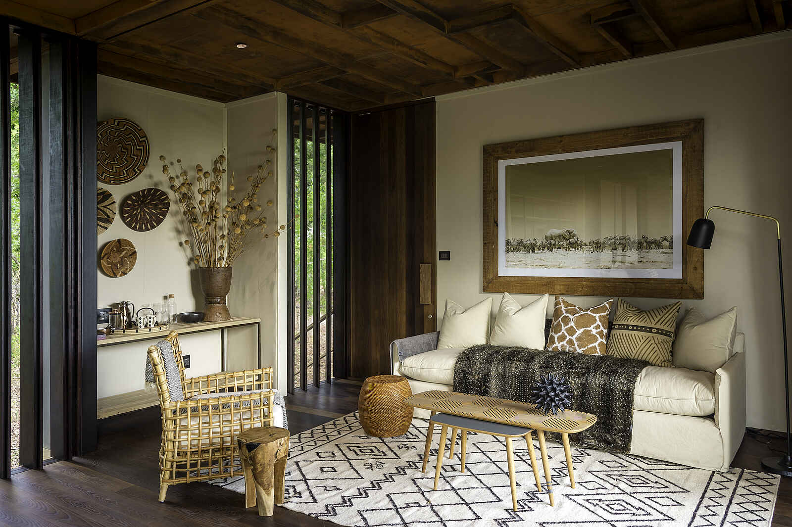 Qorokwe Camp: Private Lounge Qorokwe Camp: Private Lounge