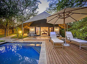 Savanna Lodge: Beheizter Pool der Executive Suite Savanna Lodge: Beheizter Pool der Executive Suite