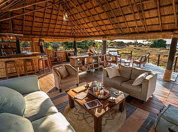Time + Tide Kakuli: Gemütliche Lounge mit Bar Time + Tide Kakuli: Gemütliche Lounge mit Bar