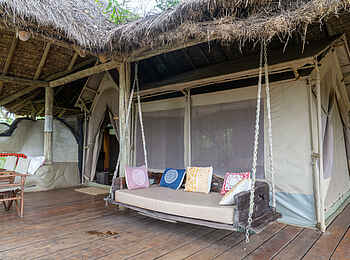 Basecamp Masai Mara: Blick auf ein Honeymoon Zelt Basecamp Masai Mara: Blick auf ein Honeymoon Zelt