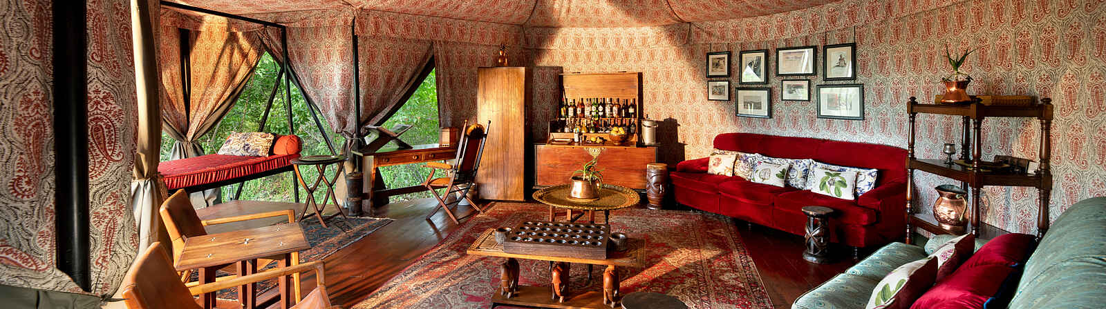 Duke's Camp: Blick in die Lounge Duke's Camp: Blick in die Lounge