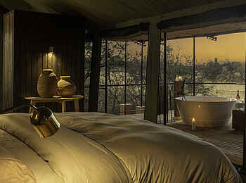 Kiri Camp: Aussicht vom Bett Kiri Camp: Aussicht vom Bett