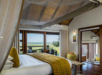 Ulusaba Rock Lodge: Makwela Suite Bett