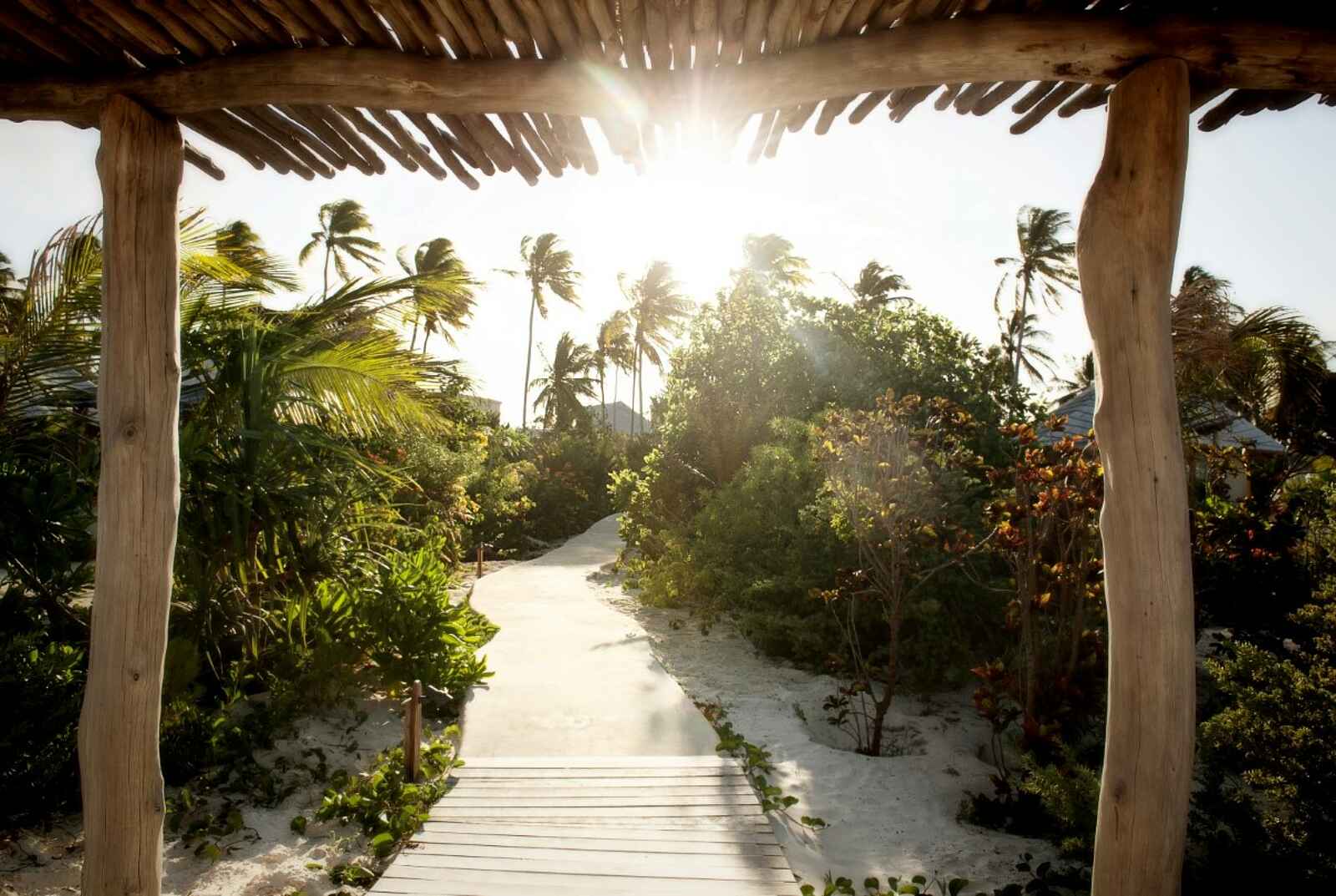 Zanzibar White Sand Luxury Villas: Weg durch den Garten Zanzibar White Sand Luxury Villas: Weg durch den Garten