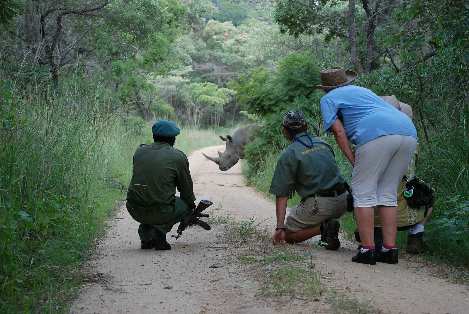 Amalinda Lodge: Rhino Tracking Amalinda Lodge: Rhino Tracking