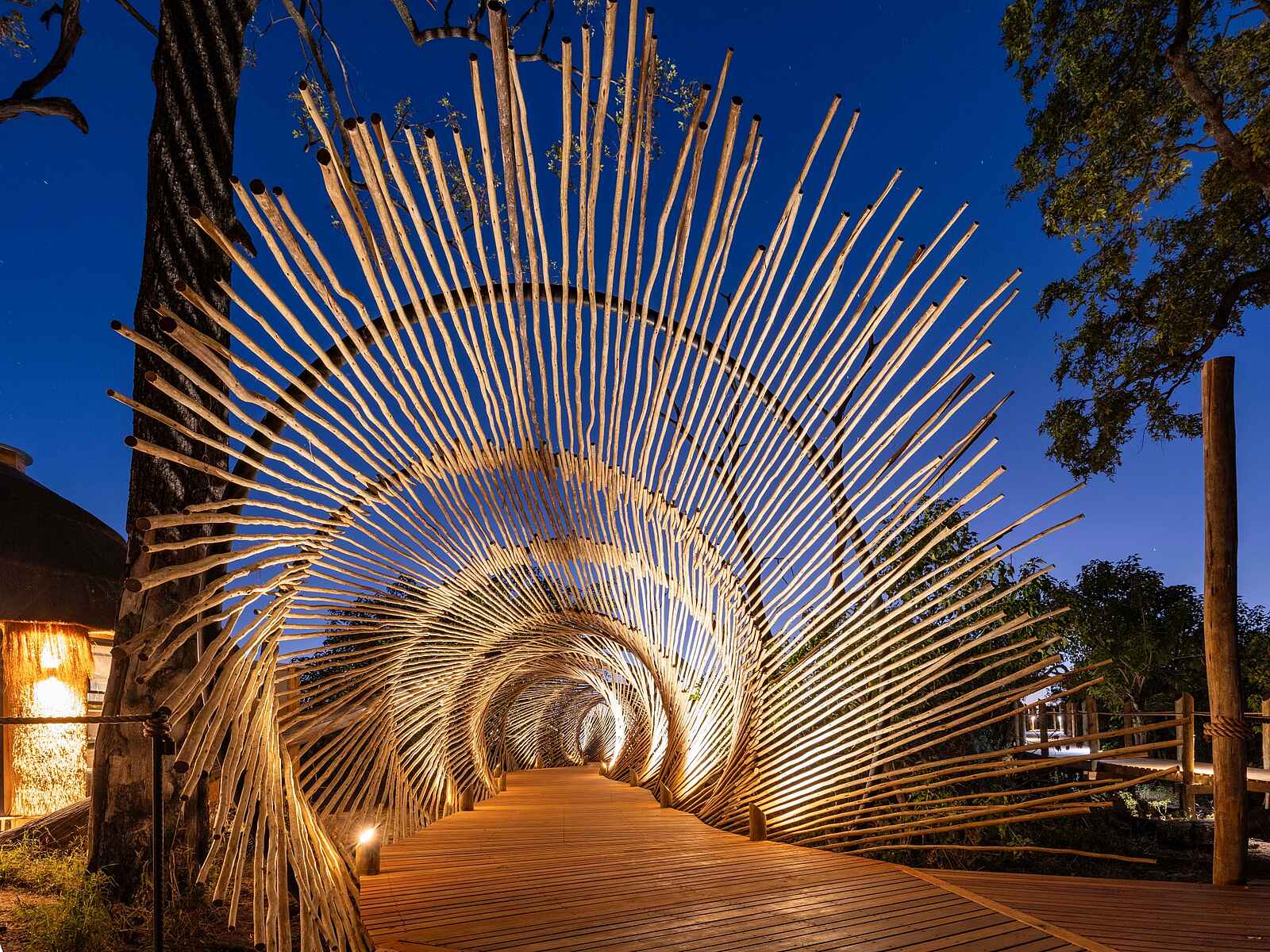 Camp Tawana: Eingang zum Camp Camp Tawana: Eingang zum Camp