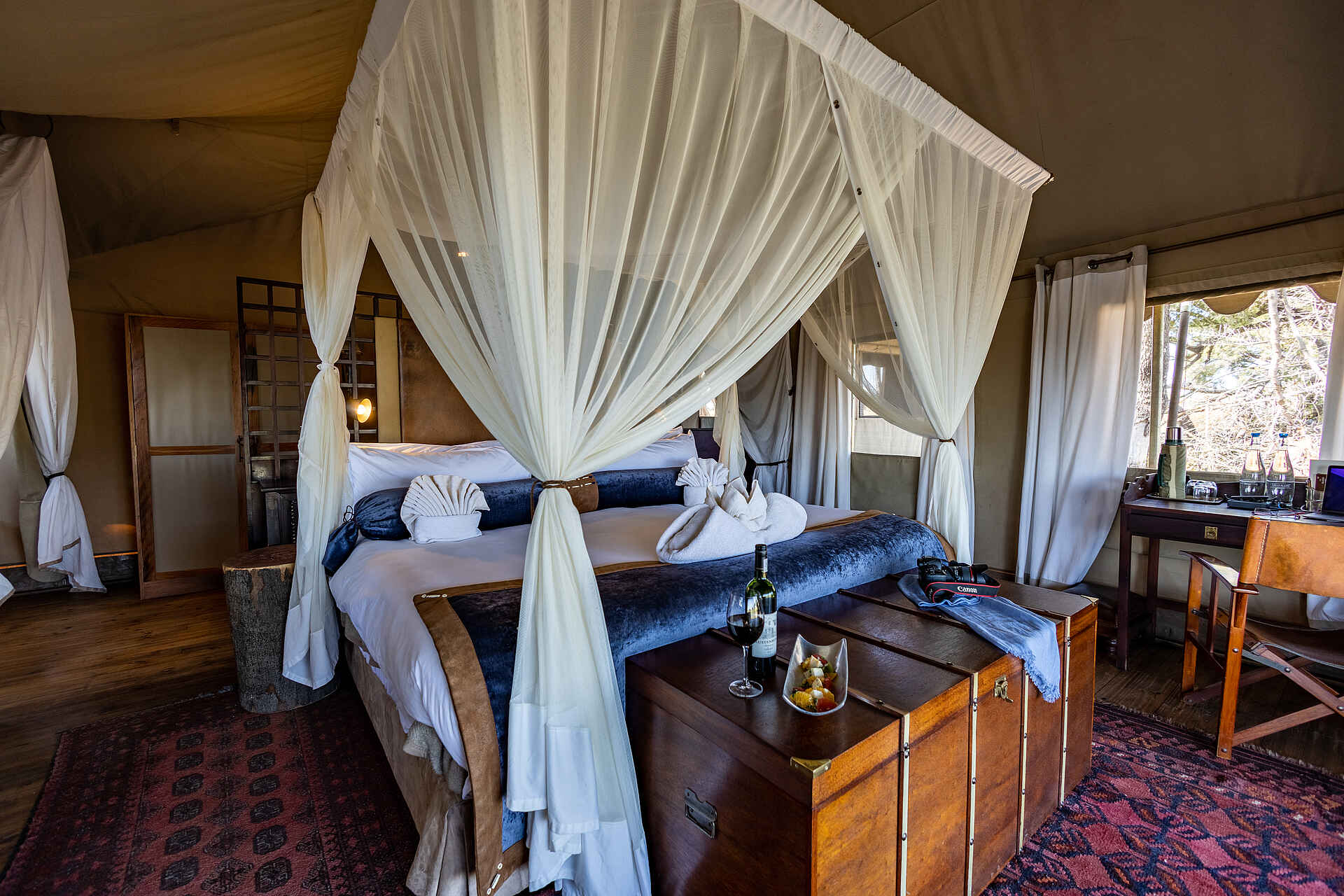 Duba Explorers Camp: Im Gästezelt Duba Explorers Camp: Im Gästezelt