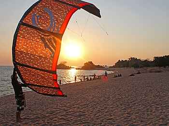 Kaya Mawa: Sonnenstrahlen fangen sich in einem Kite