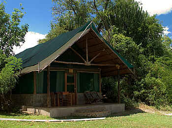 Mvuu Camp: Gästechalet Ansicht