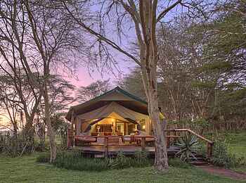 Sirikoi: Außenansicht des Luxuszeltes