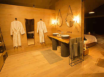 Thorntree River Lodge: Großzügiges Bad Thorntree River Lodge: Großzügiges Bad