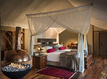 Zarafa Dhow Suite: Gästesuite mit Kohleofen und Doppelbett