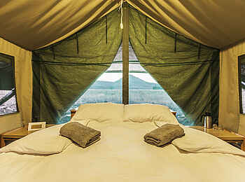 Etendeka Mountain Camp: Doppelbett Etendeka Mountain Camp: Doppelbett