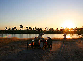 Selous Impala Camp: Landschaft beim Sonnenuntergang