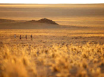 andBeyond Sossusvlei Desert Lodge: Wanderung durch atemberaubende Landschaften andBeyond Sossusvlei Desert Lodge: Wanderung durch atemberaubende Landschaften