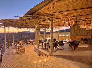 Jabali Ridge Camp: Restaurantbereich