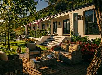 Leeu Estates: The Oaks Terrasse