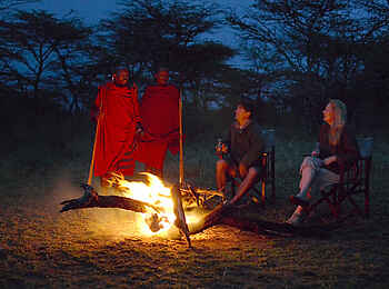 Sayari Camp: Lagerfeuer Sayari Camp: Lagerfeuer