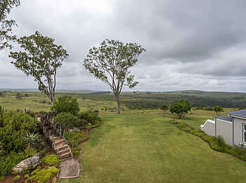 Founders Lodge by Mantis: Garten Founders Lodge by Mantis: Garten