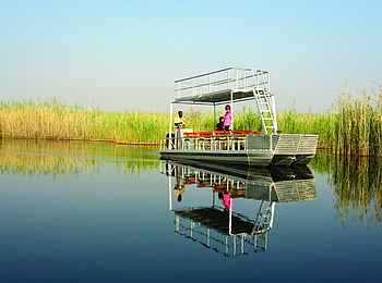 Namushasha River Lodge: Bootssafari Namushasha River Lodge: Bootssafari