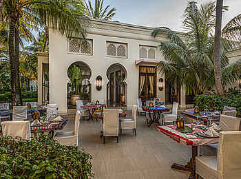 Baraza Resort & Spa Zanzibar: Terrasse Baraza Resort & Spa Zanzibar: Terrasse