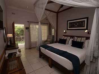 Batonka Guest Lodge: Garden View Room Bett Batonka Guest Lodge: Garden View Room Bett