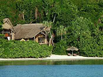 Fundu Lagoon: Blick vom Meer Fundu Lagoon: Blick vom Meer