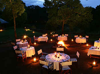 Governors' Il Moran Camp: Candle-Light-Dinner unter freiem Himmel