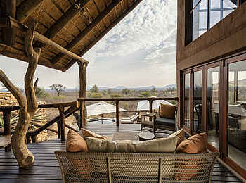Impodimo Game Lodge: Deluxe Suite Ausblick Impodimo Game Lodge: Deluxe Suite Ausblick