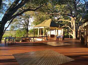 Nambwa Lodge: Main Area Nambwa Lodge: Main Area