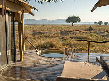 Nyamatusi Mahogany: privater Pool auf der Terrasse