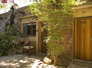 Okonjima Plains Camp: Außenansicht Garden Room Okonjima Plains Camp: Außenansicht Garden Room