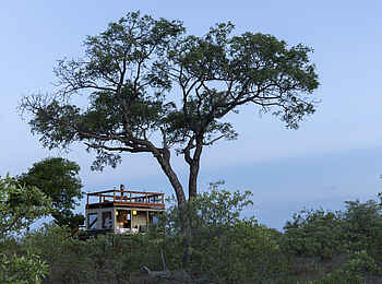 Simbavati Waterside Lodge: Sleepout Deck Ansicht