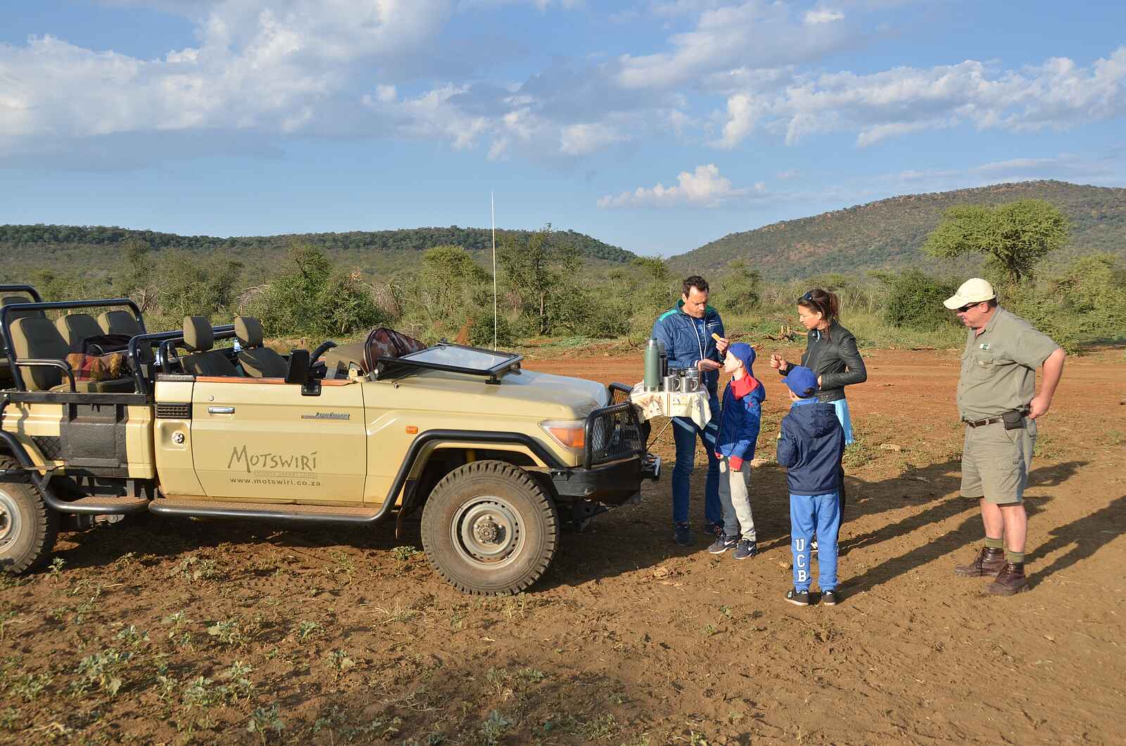 Motswiri Private Safari Lodge: Pause während der Pirschfahrt Motswiri Private Safari Lodge: Pause während der Pirschfahrt