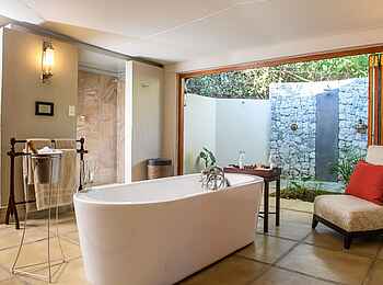 Savanna Lodge: Freistehende Badewanne der Executive Suite Savanna Lodge: Freistehende Badewanne der Executive Suite
