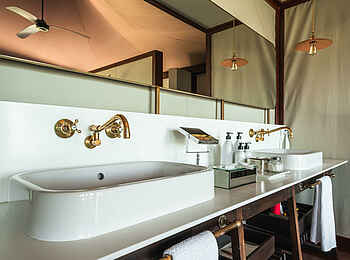 Angama Mara: Das Badezimmer Angama Mara: Das Badezimmer