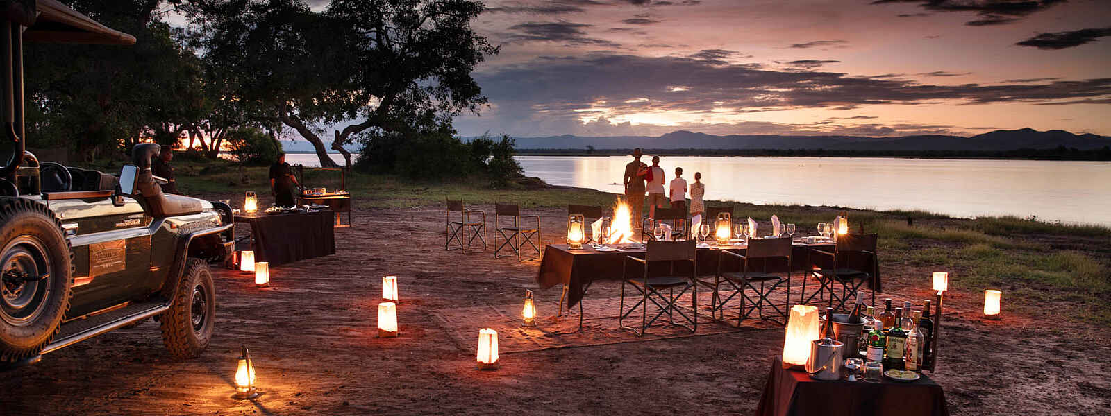 Tembo Plains Camp: Sundowner Tembo Plains Camp: Sundowner