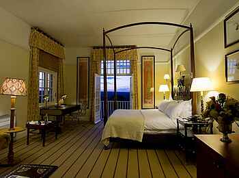 Victoria Falls Hotel: Gästezimmer