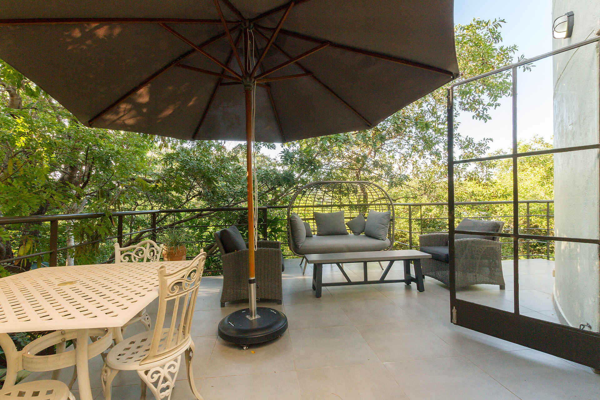528 Victoria Falls Guesthouse: Die Terrasse im Zentralbereich 528 Victoria Falls Guesthouse: Die Terrasse im Zentralbereich