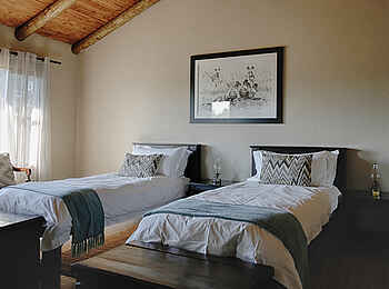 Notten's Bush Camp: Twin Beds in der Familiensuite Notten's Bush Camp: Twin Beds in der Familiensuite