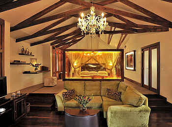 Arusha Coffee Lodge: Einrichtung einer Suite