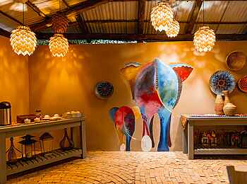 Tlouwana Camp: Buffet im Restaurant Tlouwana Camp: Buffet im Restaurant