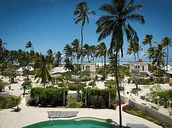 Zanzibar White Sand Luxury Villas: Blick auf die Villen "Beachfront" und das Meer Zanzibar White Sand Luxury Villas: Blick auf die Villen "Beachfront" und das Meer
