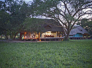 Baker's Lodge: Gästehaus in der Abendsonne Baker's Lodge: Gästehaus in der Abendsonne