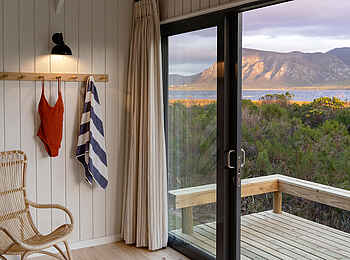 Coot Club: Starboard Boathouse Ausblick vom Schlafzimmer