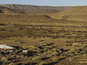 Etendeka Mountain Camp: Unendliche Weiten Etendeka Mountain Camp: Unendliche Weiten