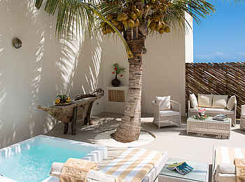 Gold Zanzibar Beach House & Spa: Eine Luxury Villa mit Plunge Pool