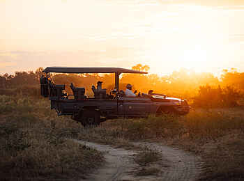 Little Mombo Camp: Pirschfahrzeug