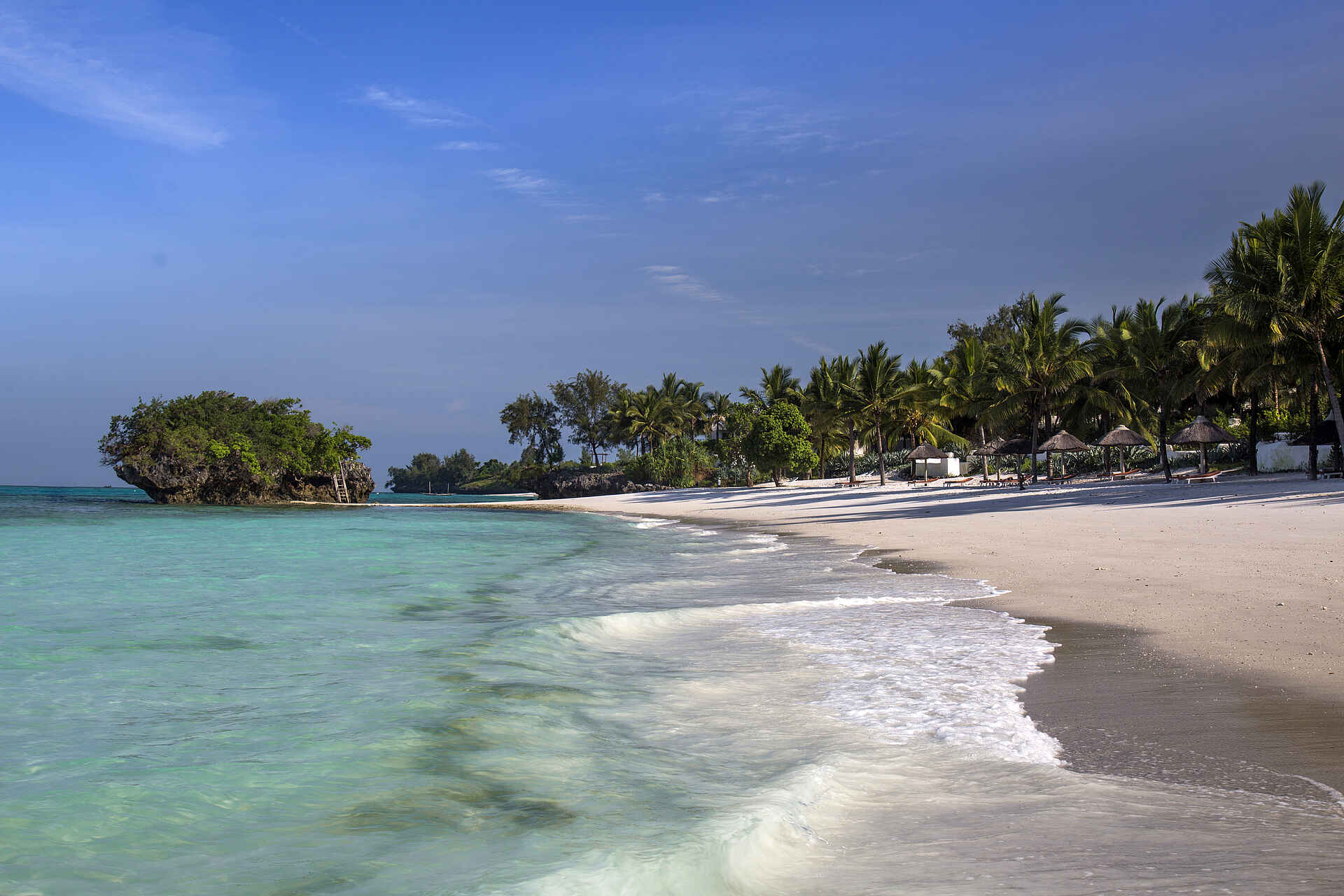 The Aiyana: WEißer Sandstrand